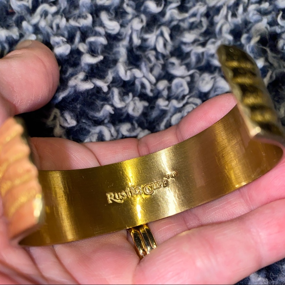 Rustic Cuff Bracelet Set. - Picture 4 of 7